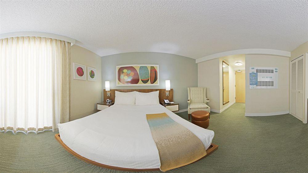 Shoreline Hotel Waikiki Honolulu Bagian luar foto
